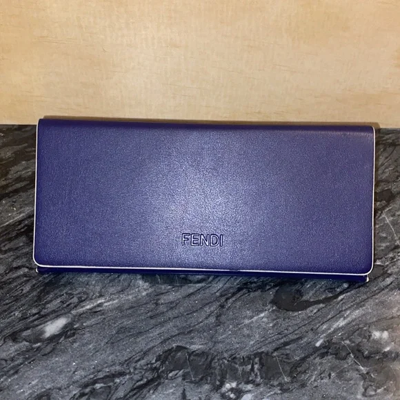 FENDI DeFender White Sunglasses - Picture 7 of 8